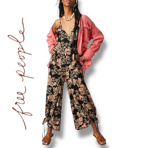 FREE PEOPLE Women’s Stand Out Floral Print One-Piece/Jumpsuit in the Size Large - Picture 7 of 16